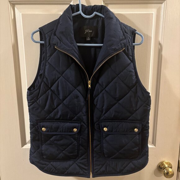 J. Crew Women's Navy Blue Quilted Puffer Vest with Snap Pockets ~ Medium ~ EUC - Picture 1 of 3